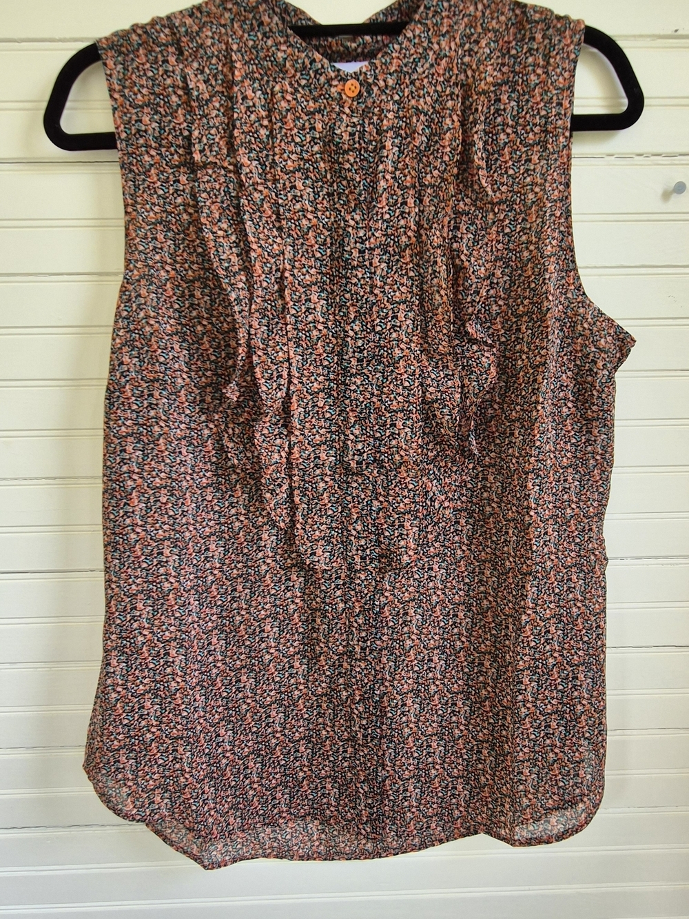 CAbi - NWOT Sleeveless Floral Print Blouse - Coral/Black